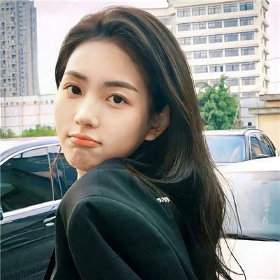 女孩爱跑步